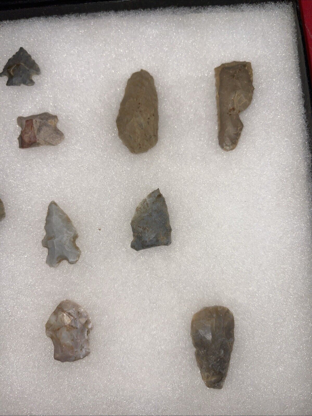Native American Artifacts Lot 18 w/ Frame Arrowheads Collection 12”x8” Frame #3