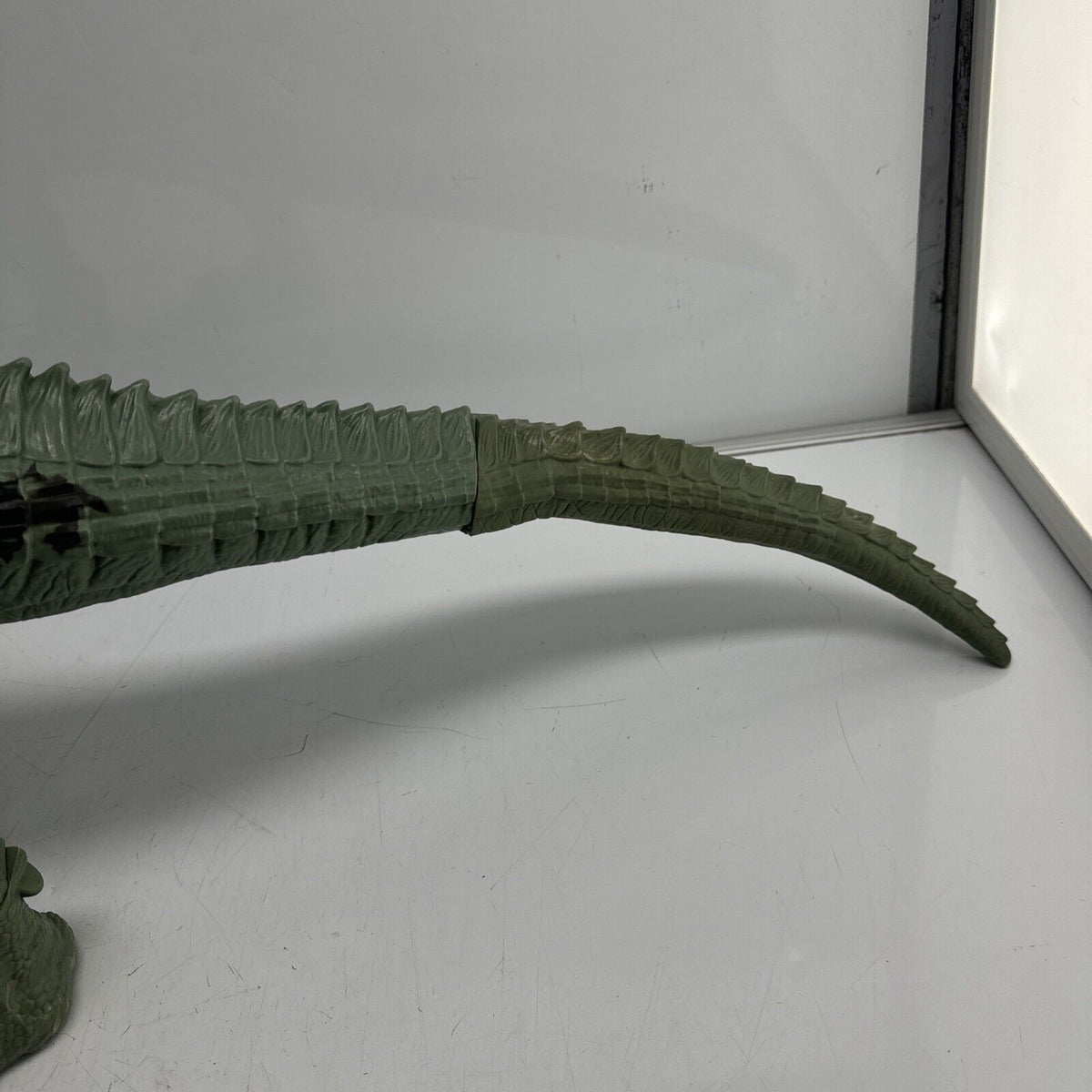 Jurassic World:Dominion Strike n Roar Gigantosaurus Dinosaur Toy GWD68