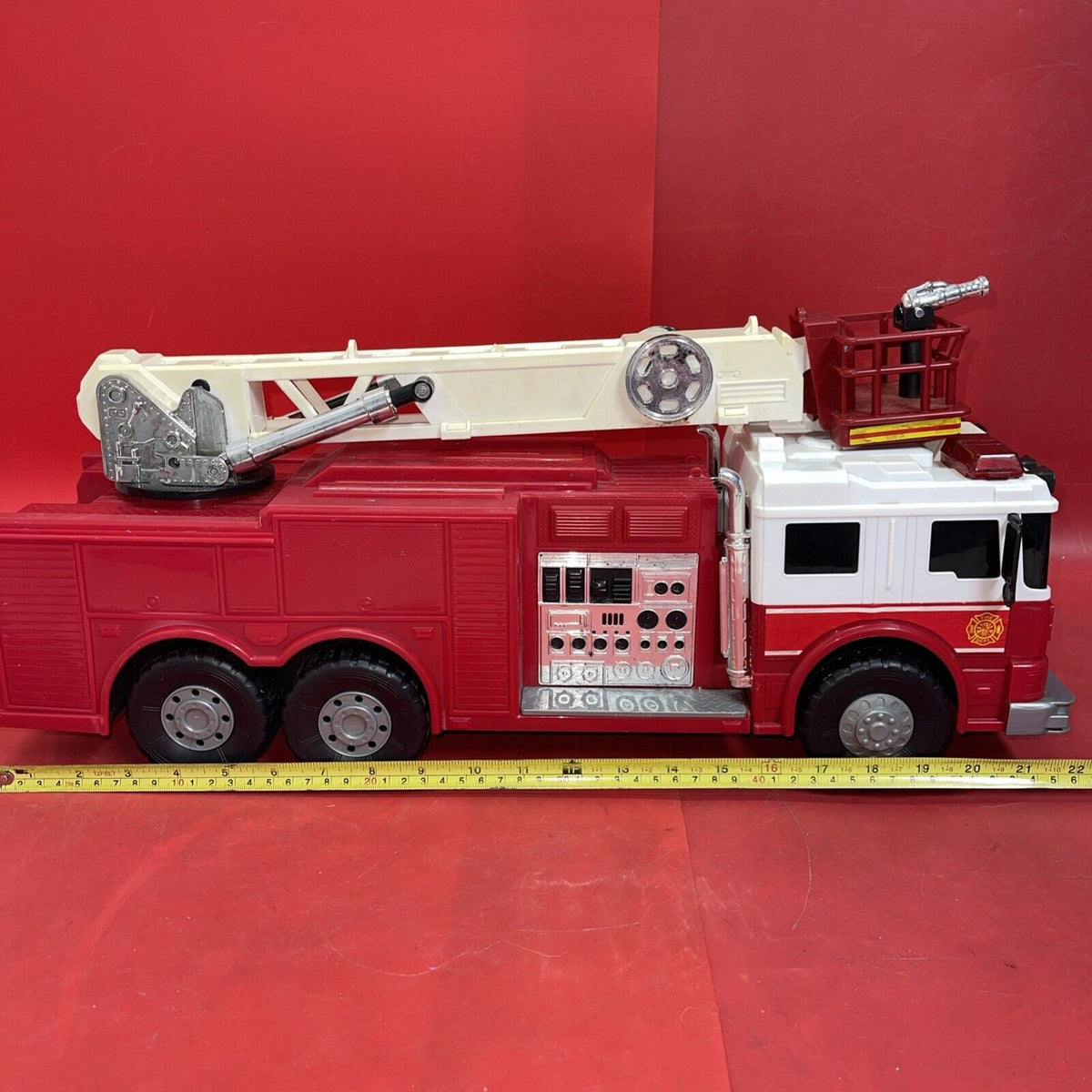 Vintage 22.5" Plastic Fire Rescue Ladder Truck Toy Lights/Sounds