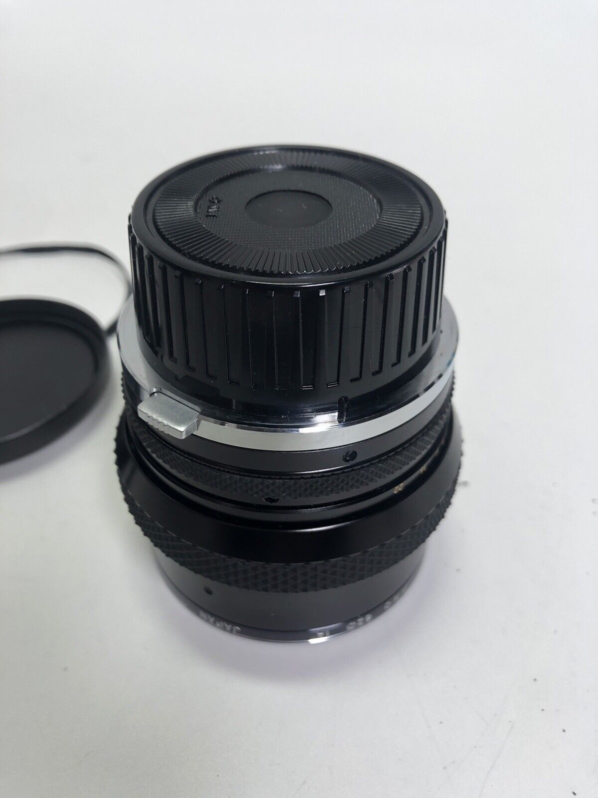 Quantaray 1:2.8 52mm F=28MM Camera Lens MC No 1049961 UNTESTED