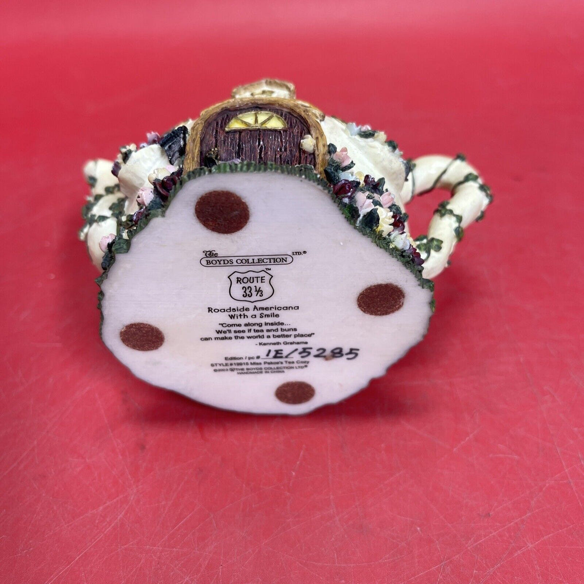Boyd Bears Collection Route 331/3, Roadside Americana "Miss Pekoe's Tea Cozy"