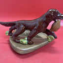 Ceramic figurine Hunting an Irish Setter dog “Duck in the mouth” on an stand