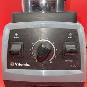 Vitamix Professional Series 750 64oz Blender - VM0158-August-01-2017