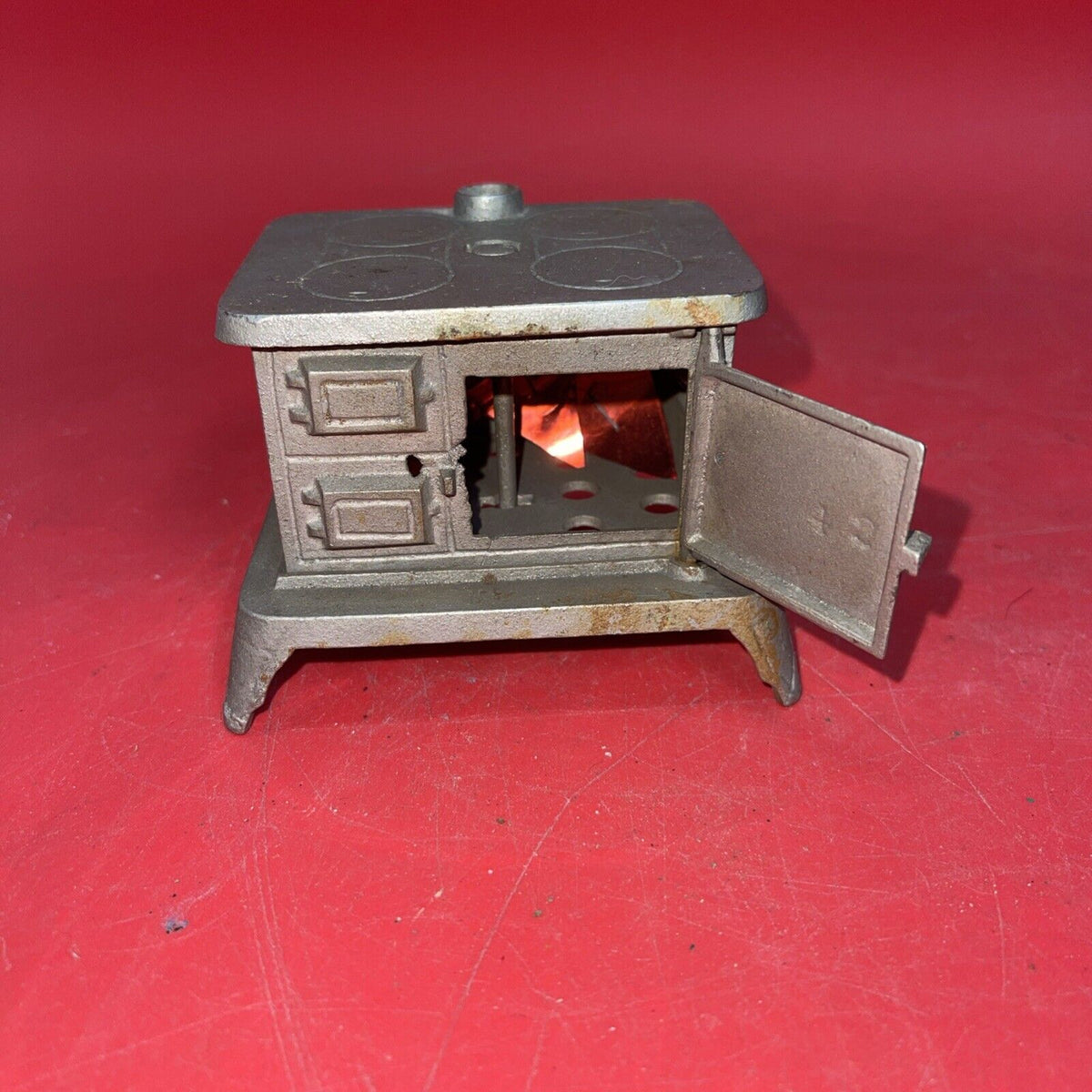 Vtg Star Miniature Cast Iron Cookstove 4x3 Dollhouse Sample Wood Burning Stove