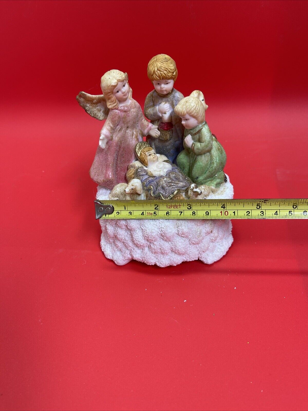 Very Pretty Angel w/ Baby Jesus & Children Music Musical Figurine