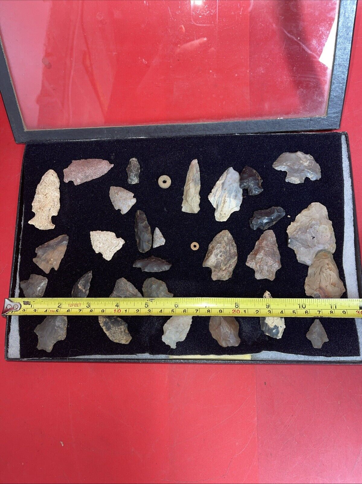 Native American Artifacts Lot 28 w/ Frame Arrowheads Collection 12”x8” Frame
