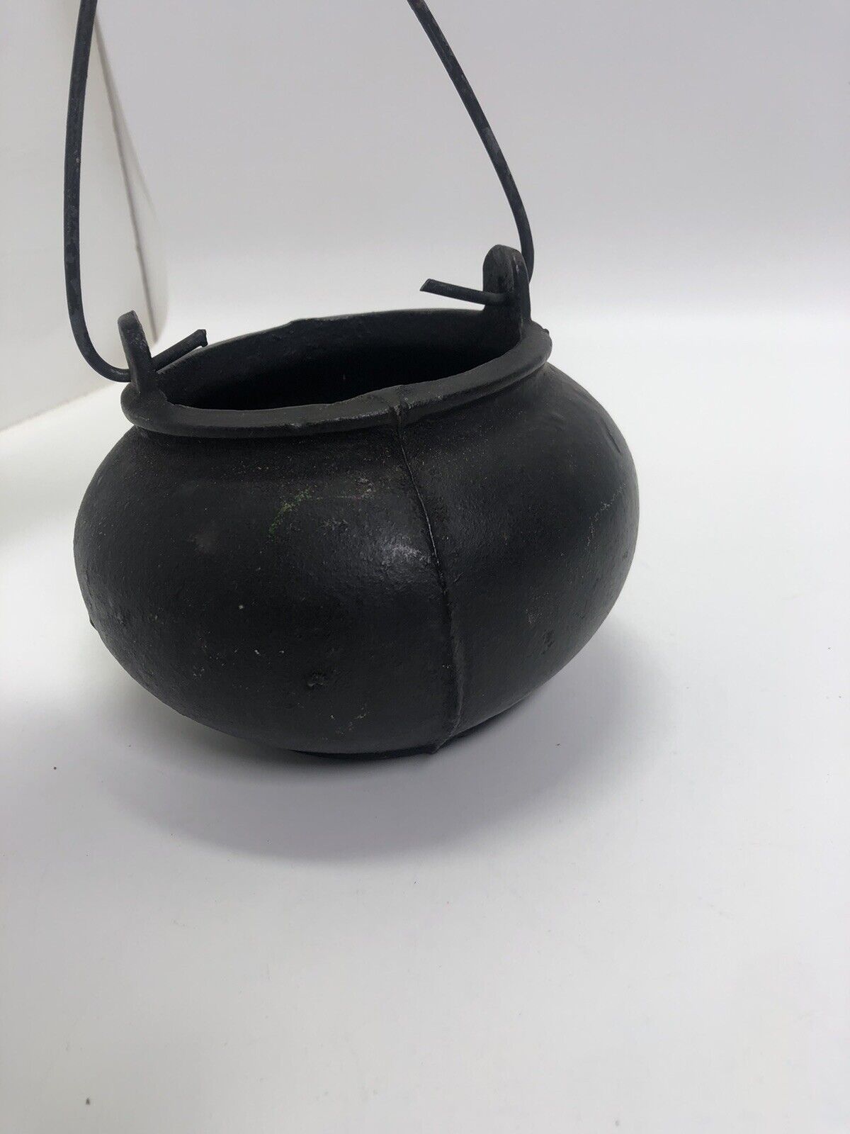 ANTIQUE HAND HAMMERED COPPER KETTLE APPLE BUTTER POT CAULDRON IRON HANDLE HEAVY