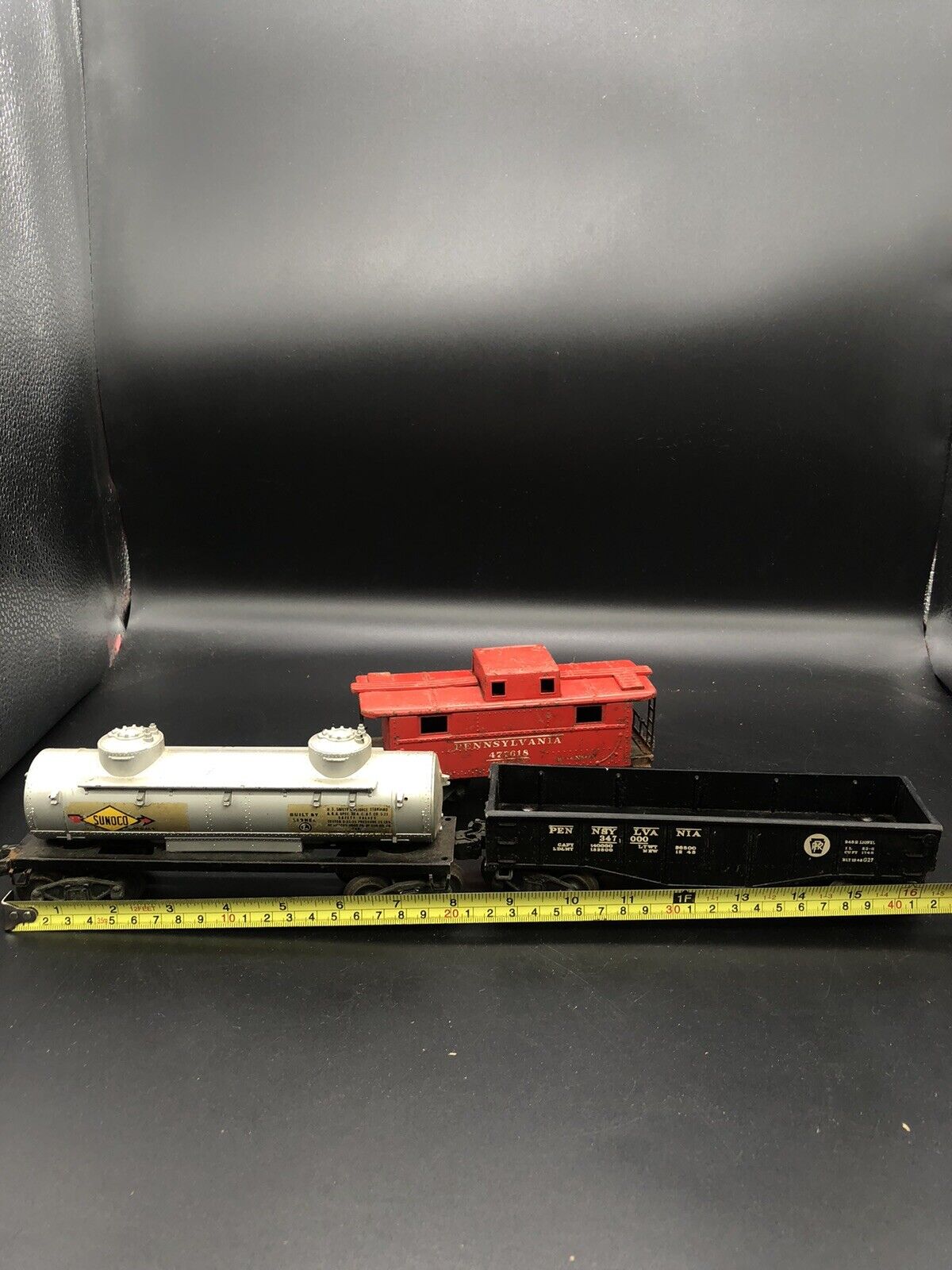 Vintage Lionel Trains O Gauge Post War Pennsylvania Metal Caboose Sunoco