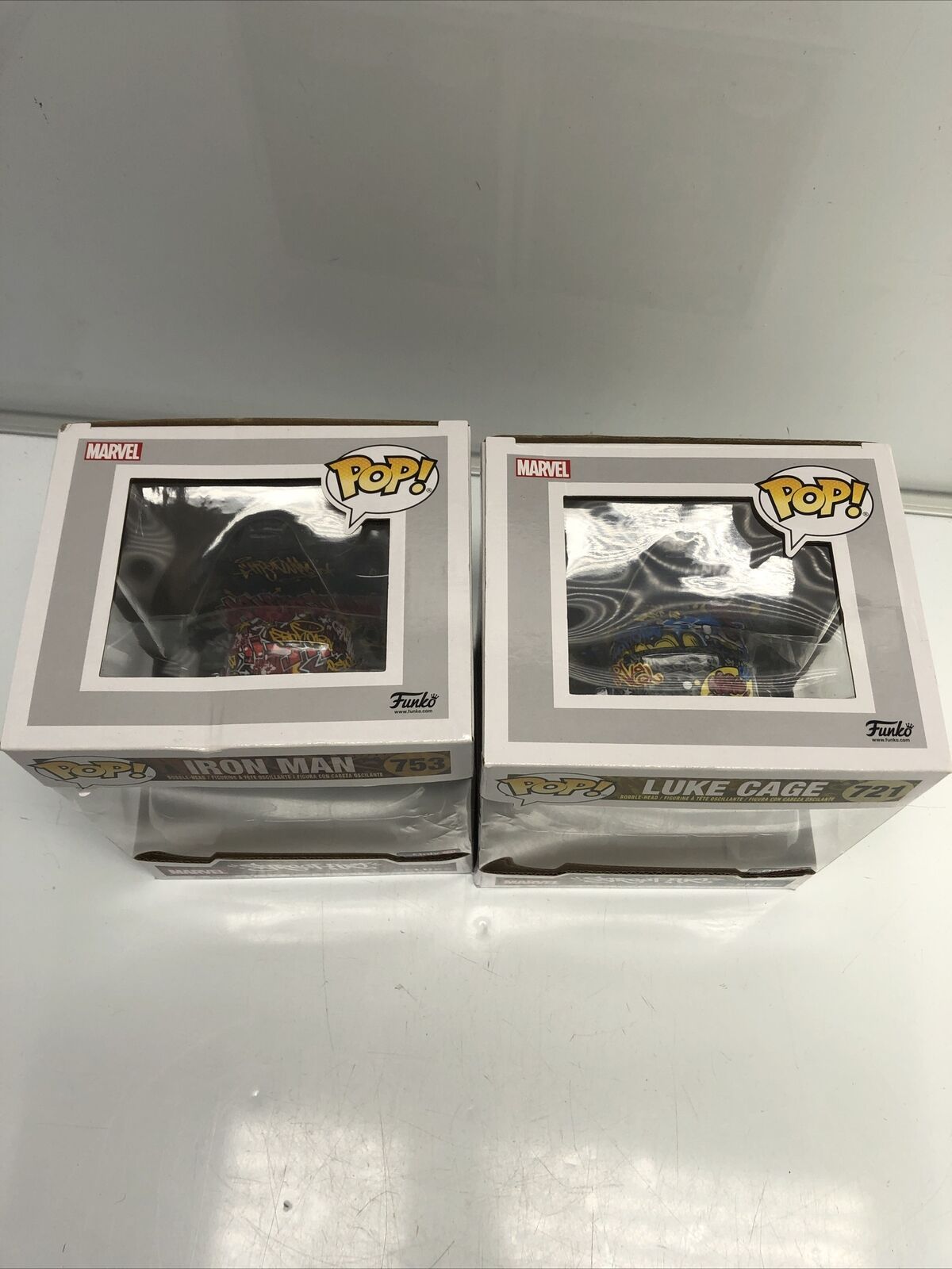 Funko POP! Deluxe Marvel Street Art Collection Iron Man #753 Luke Cage #721