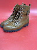 Boots women size 9 M