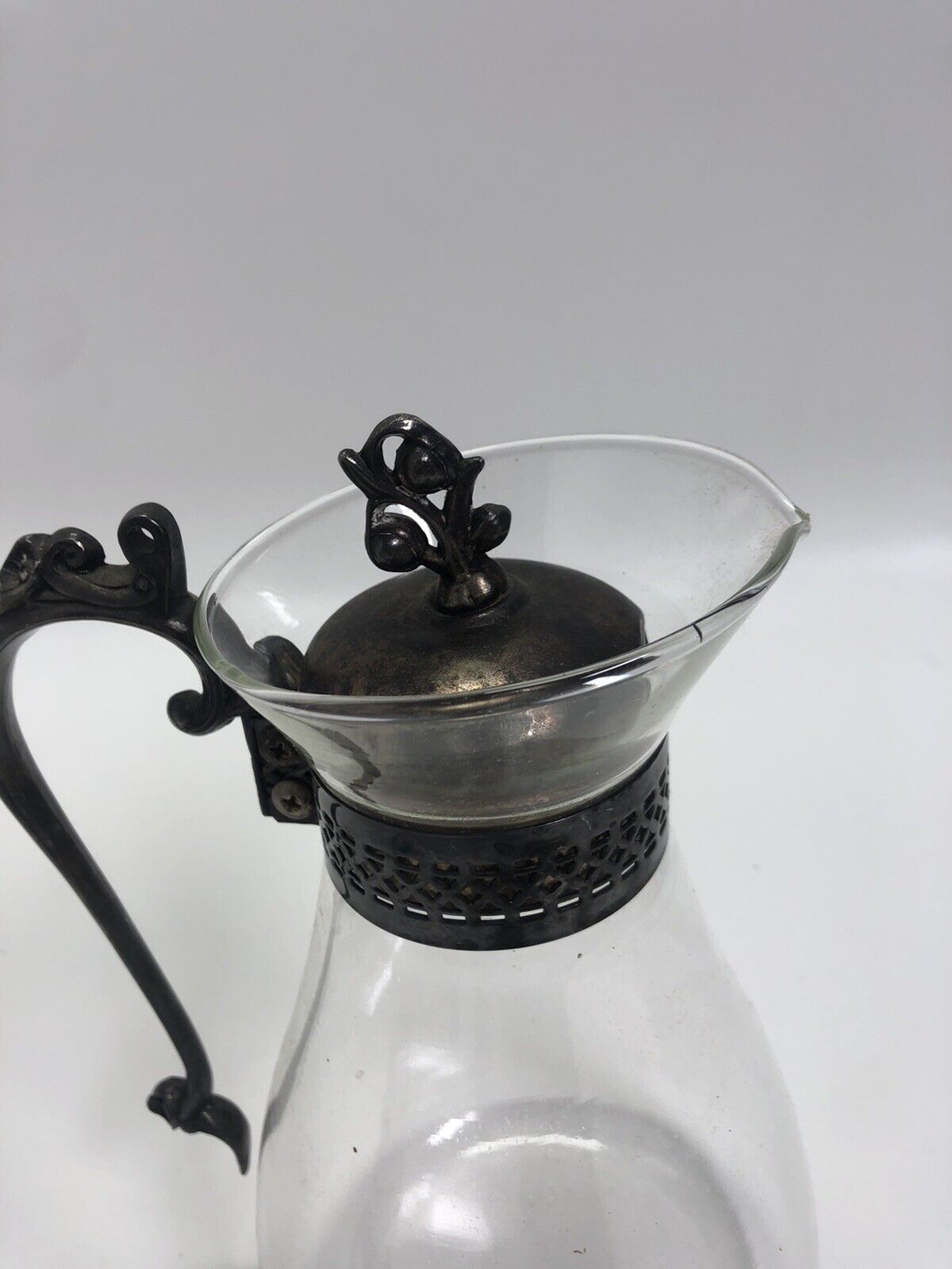 Vintage Antique FB. Rogers Silver Co.1883 Silver Plated Coffee/Tea Pot