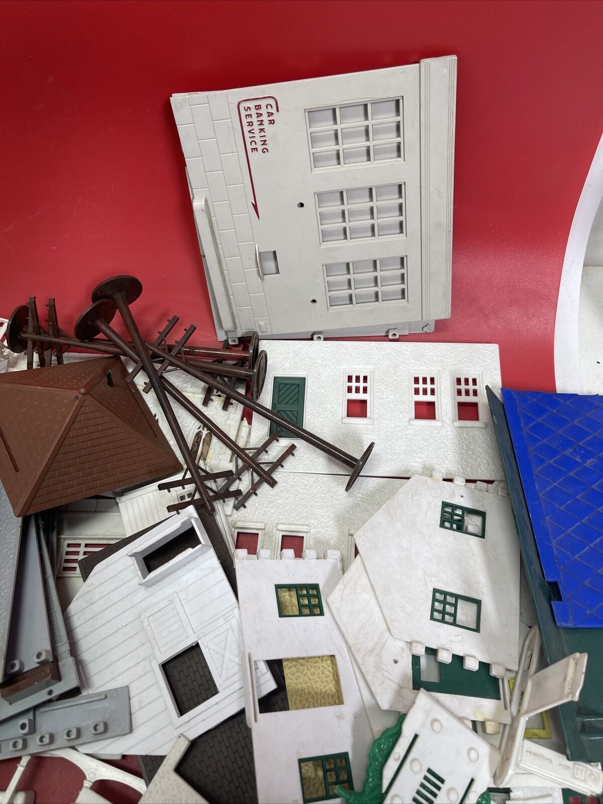 BIG Lot of  Vintage 1970s Child Guidance Toys Town USA Building Walls Roof Parts