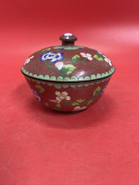 Antique Chinese pot/bowl with tin lid