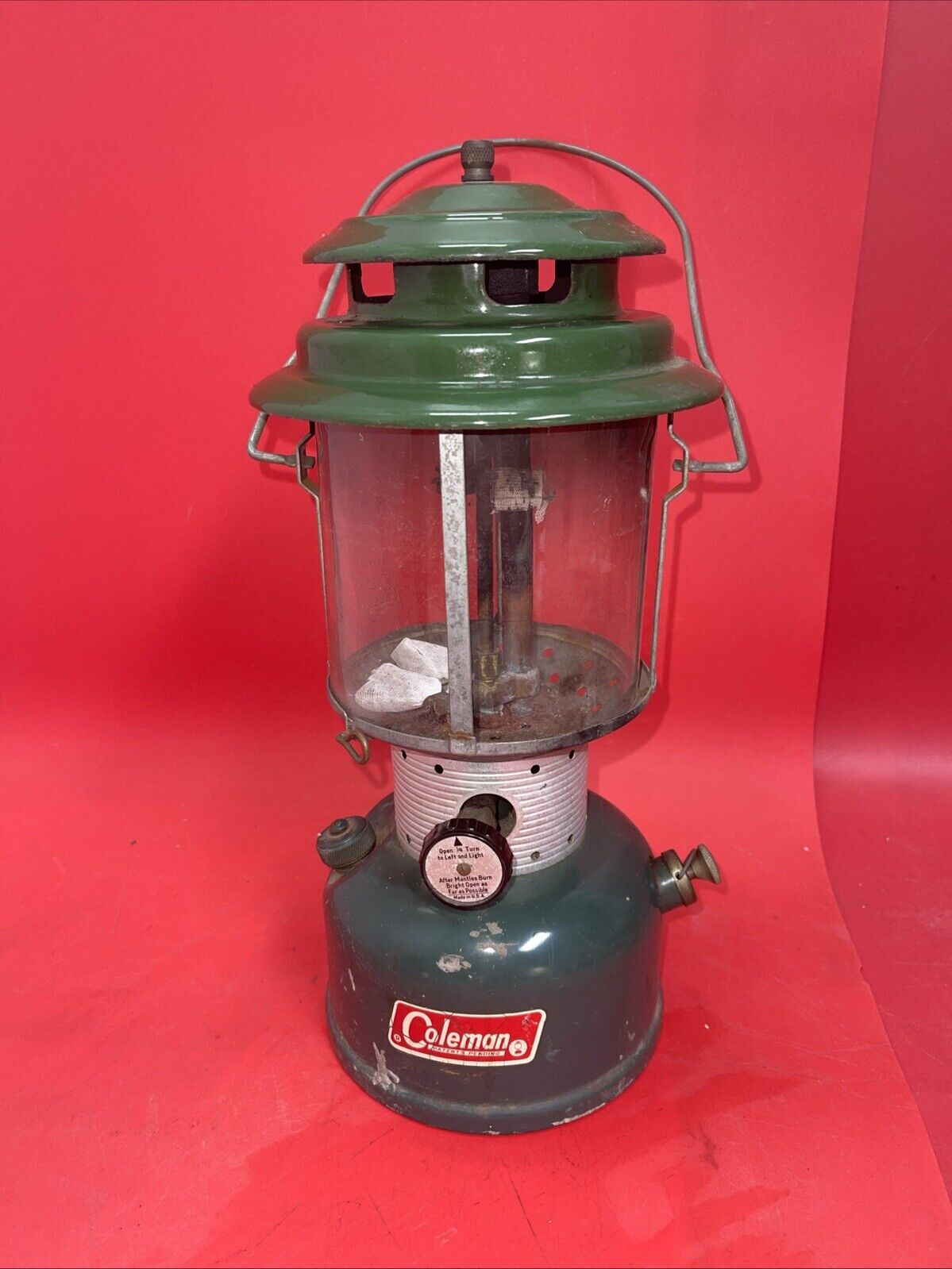 Vintage Coleman Lantern Double Mantle Model 220F Green