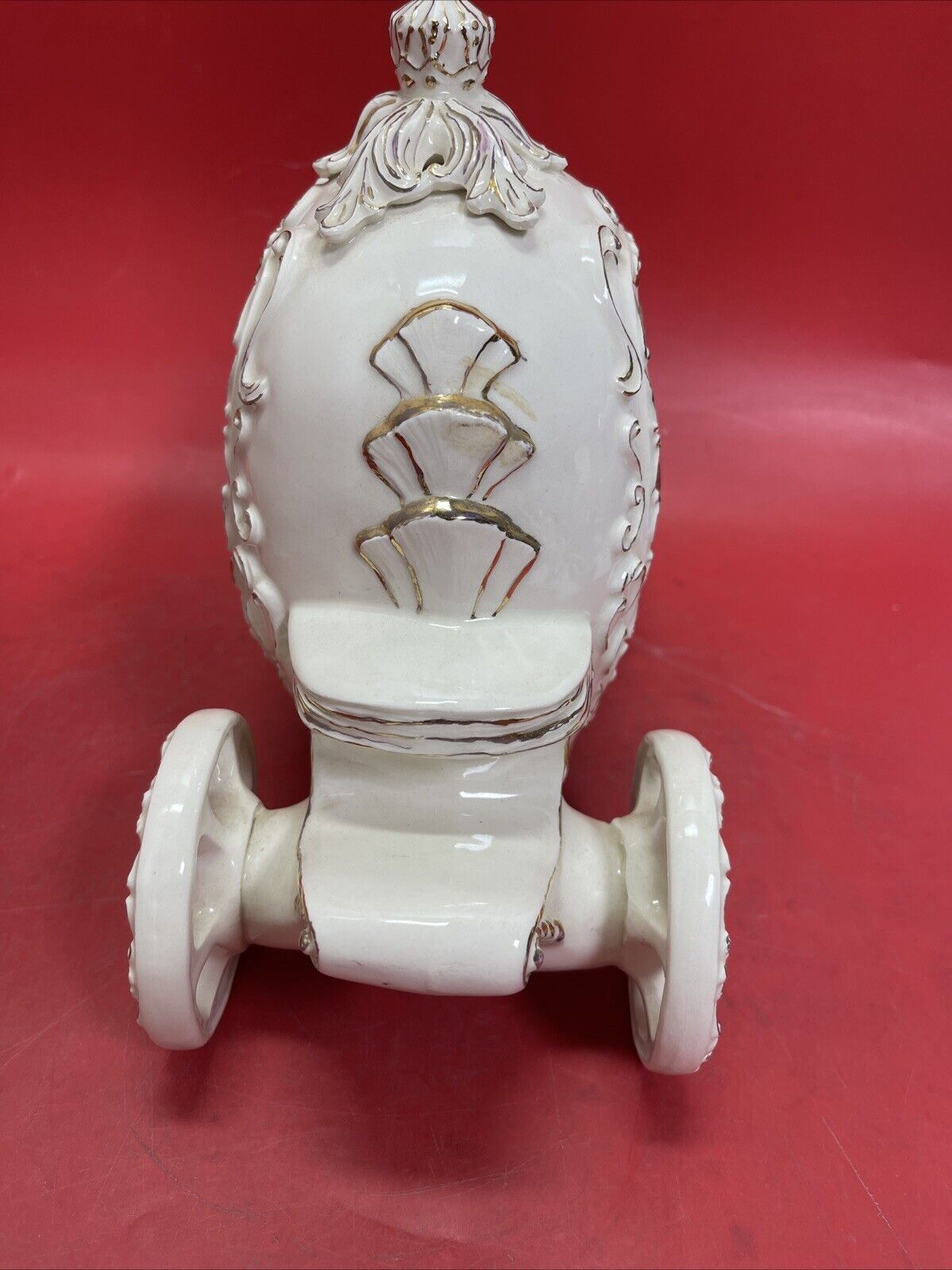 Beautiful porcelain carriage with horses, Cinderella and Prince.