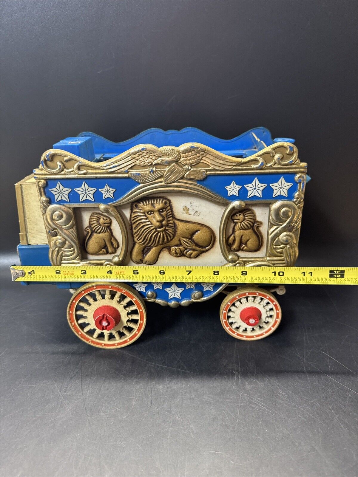 Vintage 1979 Regal Jim Beam Circus Wagon Car Lions Animals Decanter SEE PICS