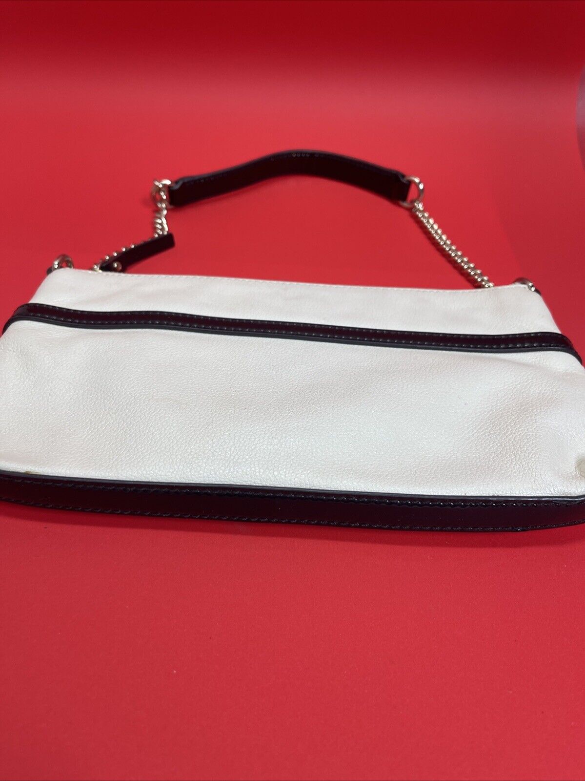 Kate Spade Handbag Purse Off White Pebble Leather Chain Strap Zipper Closure