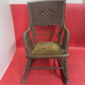 ANTIQUE CHILDS WICKER ROCKING CHAIR EXCELLENT CONDITION