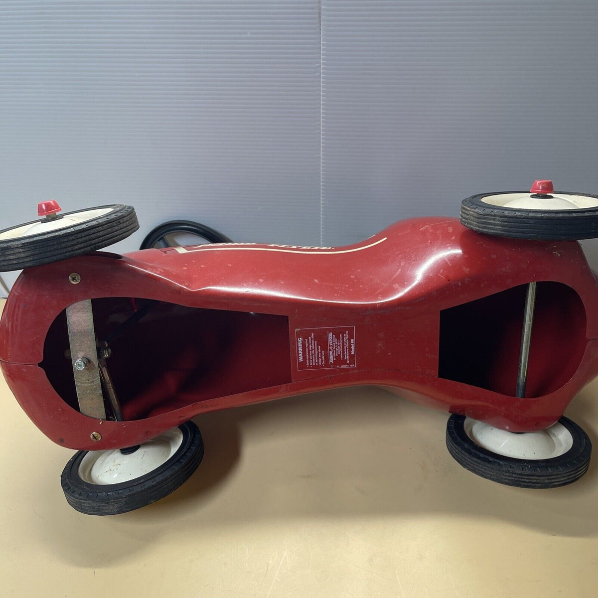 RETIRED Vintage Model 8 METAL Radio Flyer Little Red Roadster Toy Ride On Car