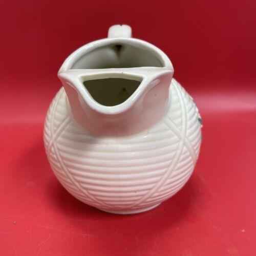 Pitcher White w/ covered edge and handle Floral Flowers Water Tea Juice 