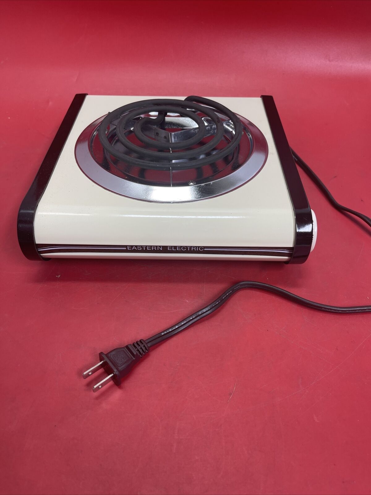 Vintage Eastern Electric Single Burner Deluxe Table Range