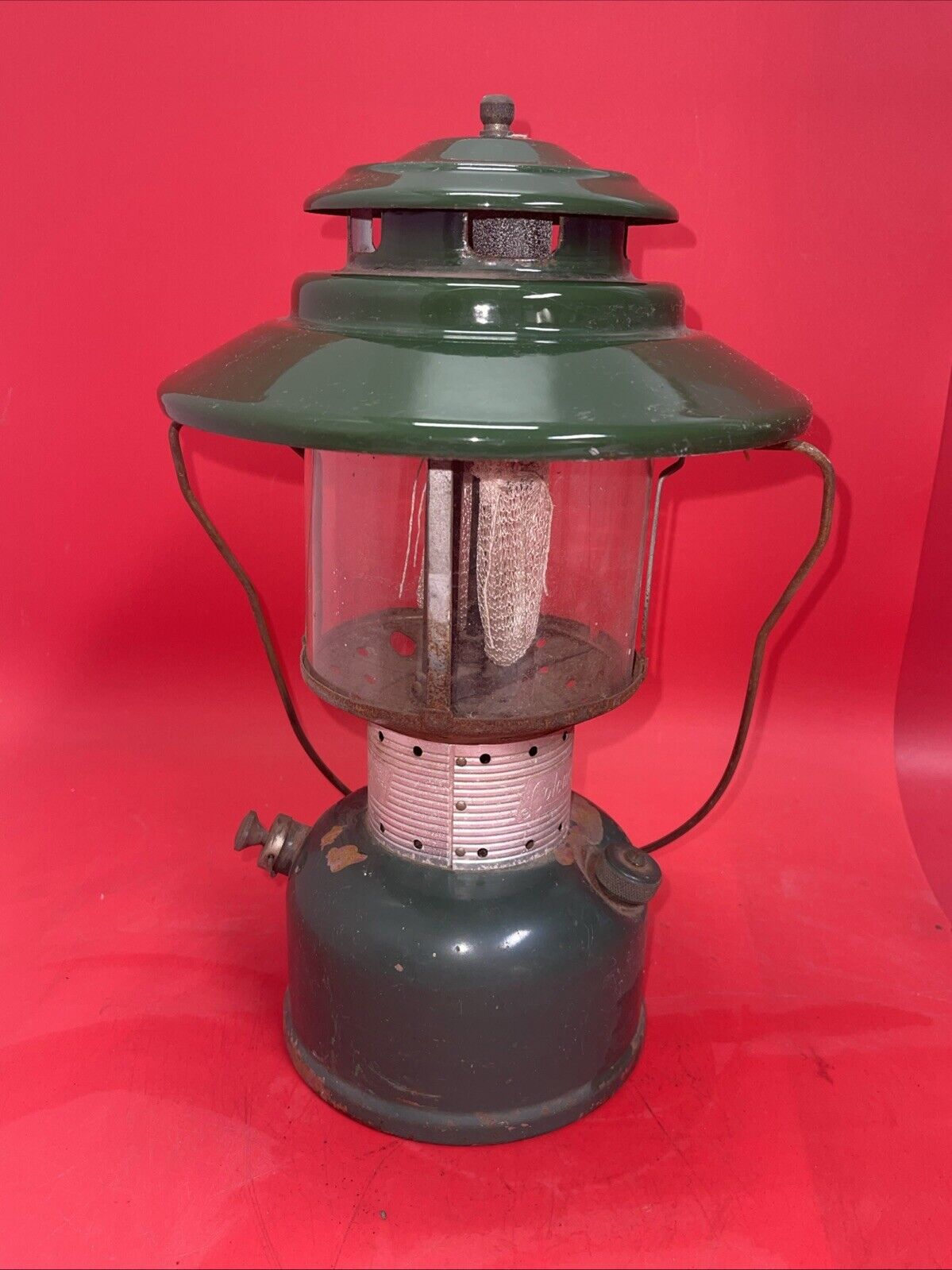 Vintage Coleman #228F Double Mantle Lantern Big Hat