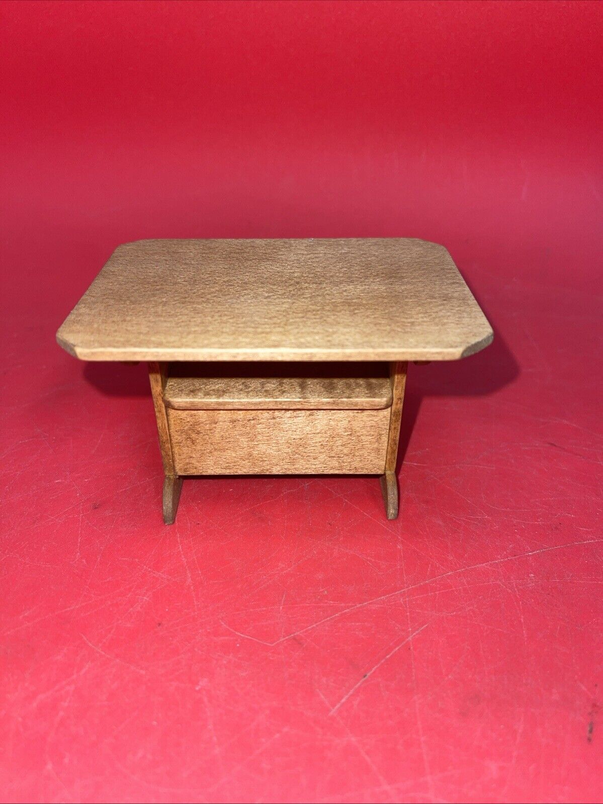 Vintage Dollhouse Furniture D & D Miniatures Lot
