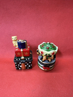 Vintage Collectible Ceramic TINY HINGED COLORFUL KEEPSAKE BOXES/ Lot Of 2