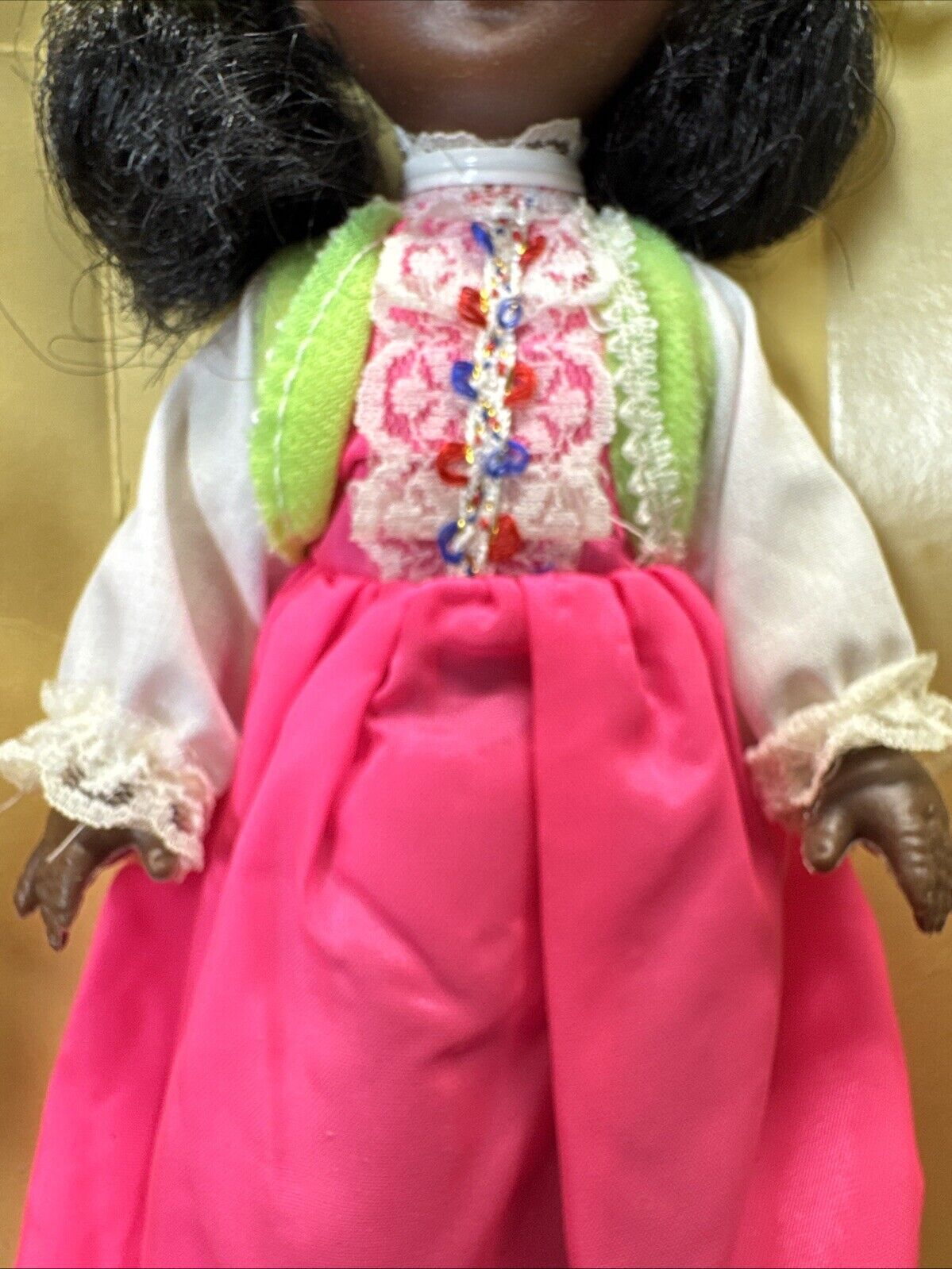 BEAUTIFUL VINTAGE Doll Amy 9.5”, Made In Hong Kong