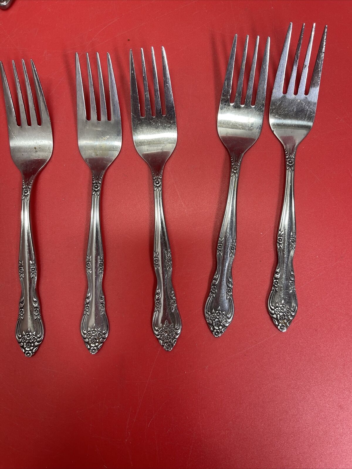 Wm A Rogers Deluxe Oneida MANSFIELD Stainless Mixed Lot (15) Forks Knives Spoons