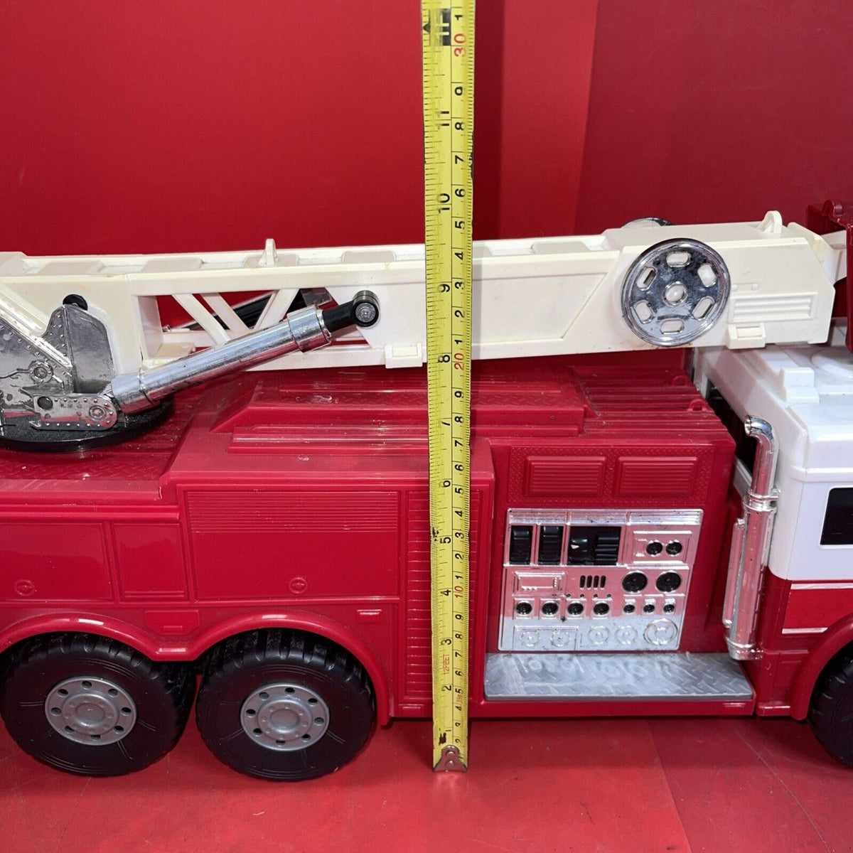 Vintage 22.5" Plastic Fire Rescue Ladder Truck Toy Lights/Sounds