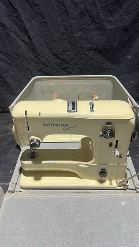 BERNINA 530 RECORD Sewing Machine with CASE Switzerland - Untested