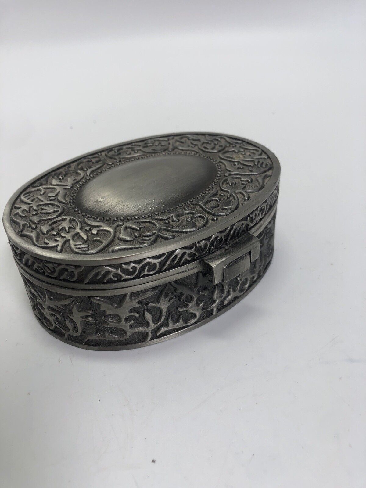 Vintage Silver Tone Acanthus Scroll Trinket Jewelry Box Dark Academia