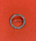 925 Sterling Silver   Round Brooch Pin - 3.6g