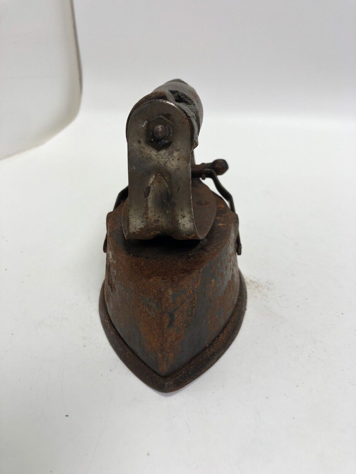 VINTAGE SAD IRON WITH COPPER BASE