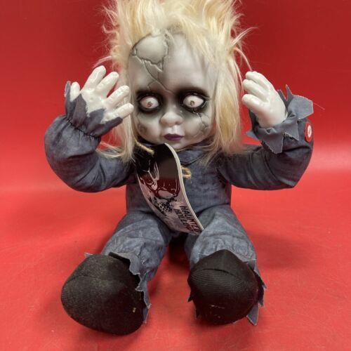  halloween scary peekaboo light up eyes doll with moving arms spooky phrases ! 