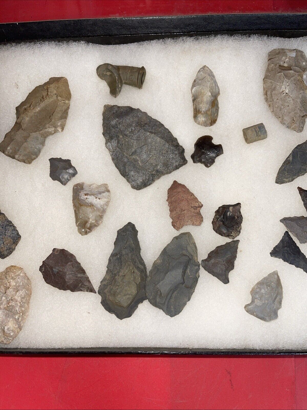 Native American Artifacts Lot 25 w/ Frame Arrowheads Collection 12”x8” Frame #7