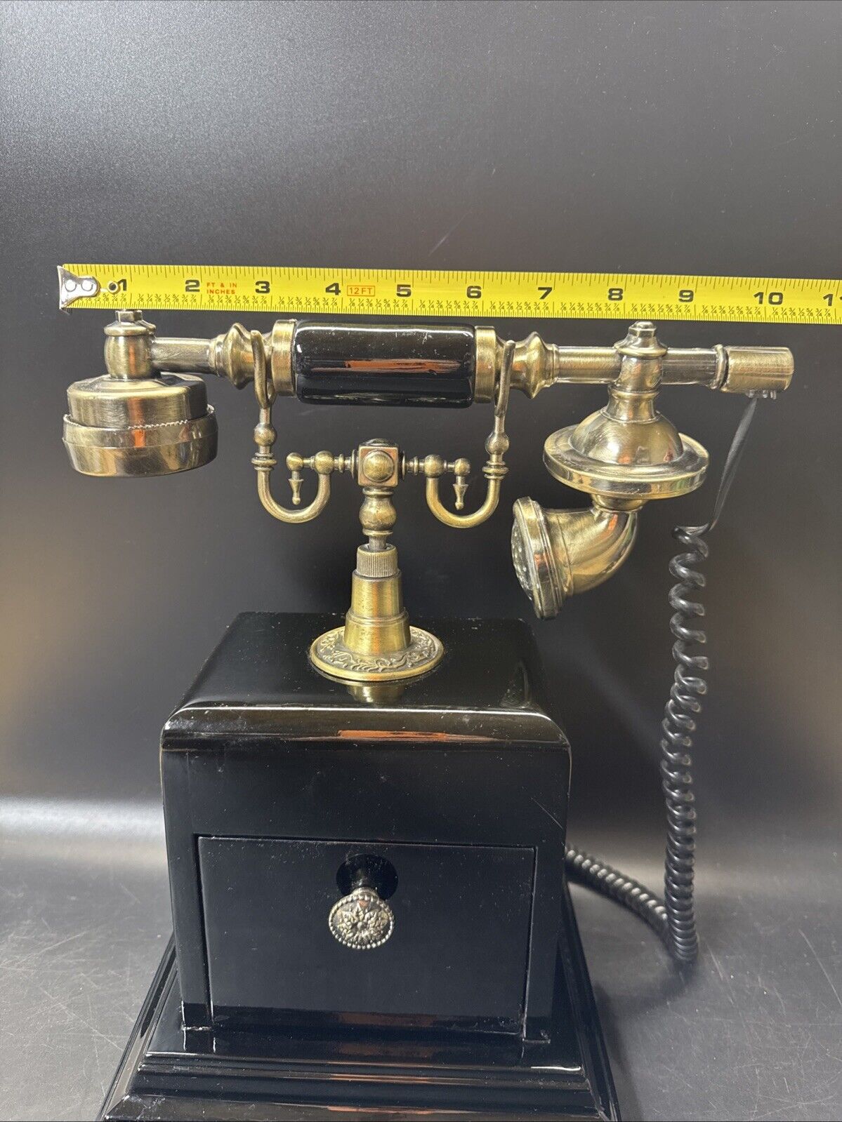 Guangzhou Zhiyin Industries Wood Retro Telephone Brass Push T918-A , 2004