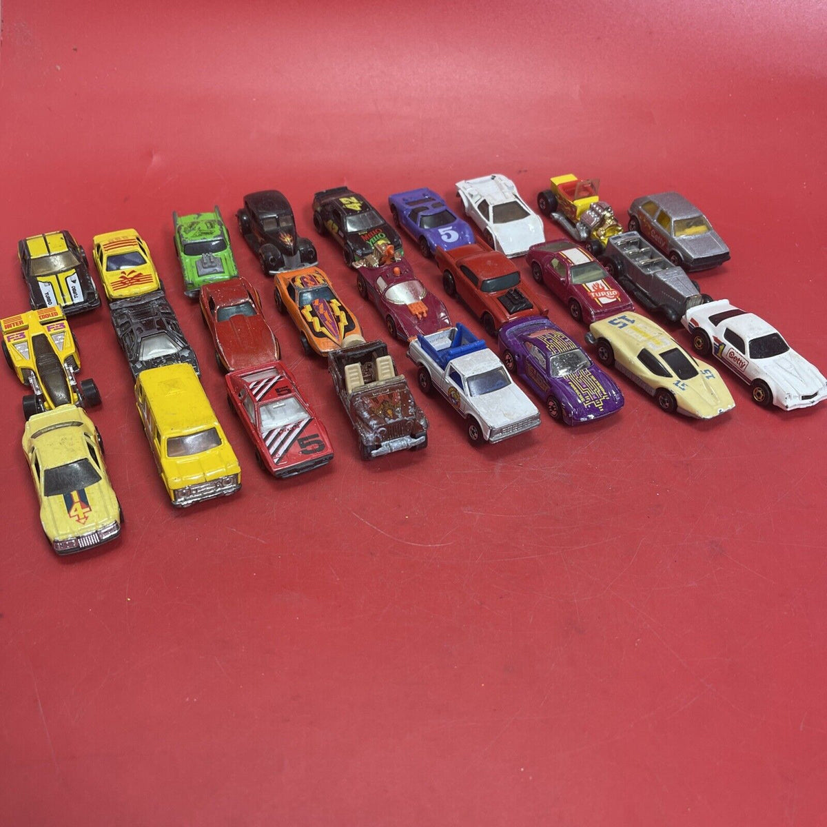 Vintage Lot of 25   Cast Cars #2