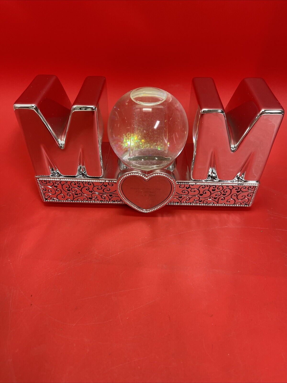 TR Mom Musical Snow Globe Plays Stevie Wonder I Just called to say I Love You