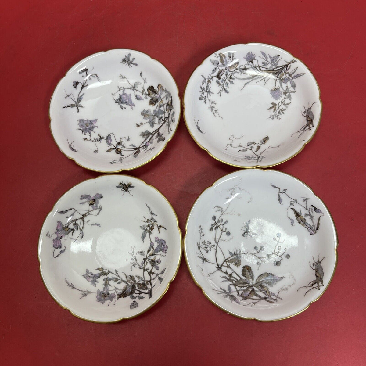 Set of 4 porcelain desserts plates, V.tor Étienne rue Paradis