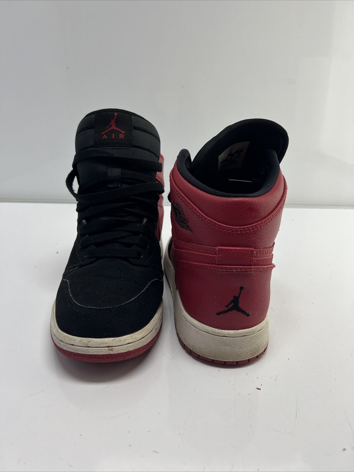 JORDAN AIR Retro 11 MID "BANNED" SIZE 6Y *