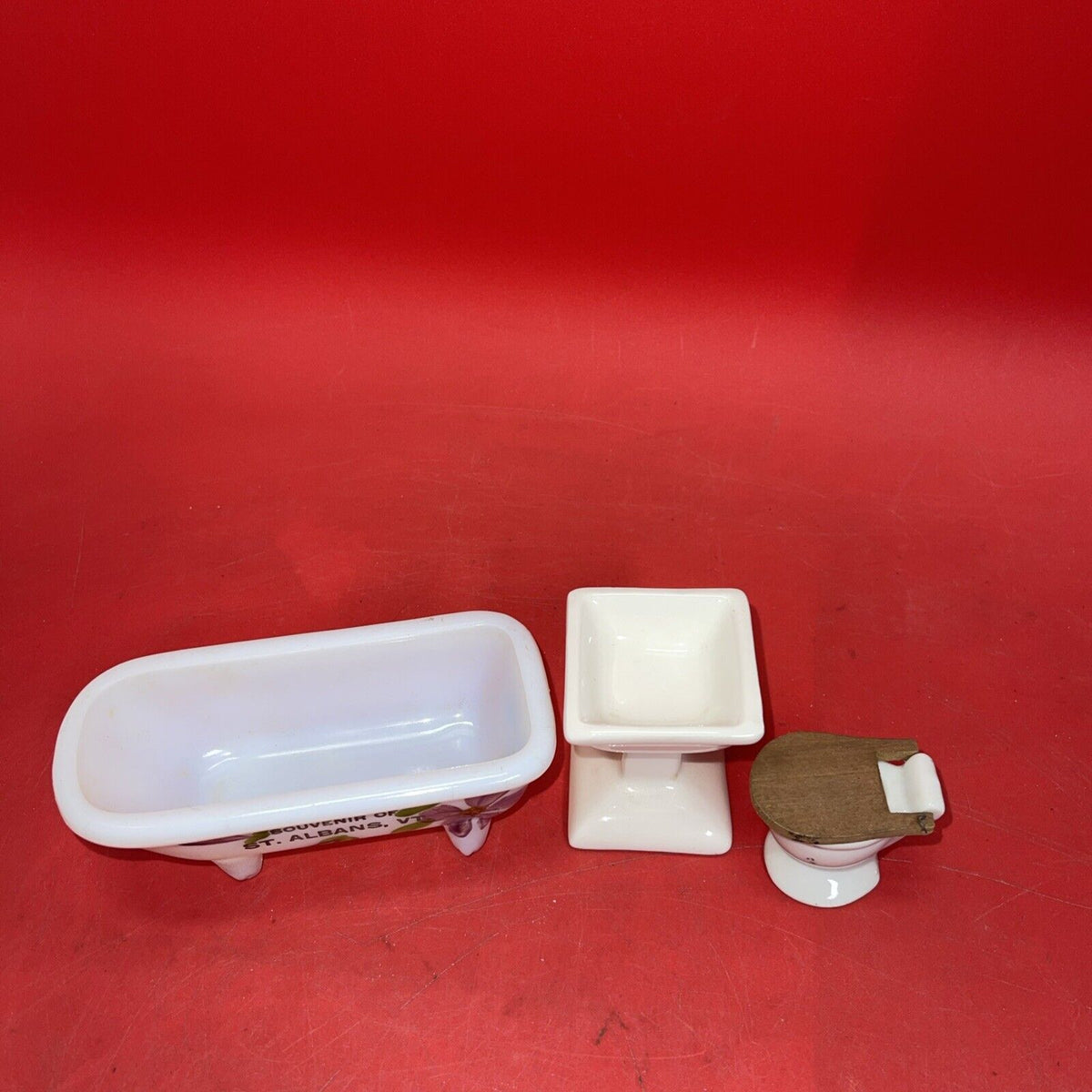 Vintage Dollhouse Furniture - Bathroom Porcelain or Ceramic - Tub, Sink, Tiolet