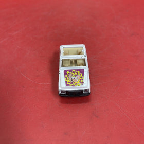 Very rare Suzuki Sj Samurai Jimny 1/64 Chuck e Cheese white original