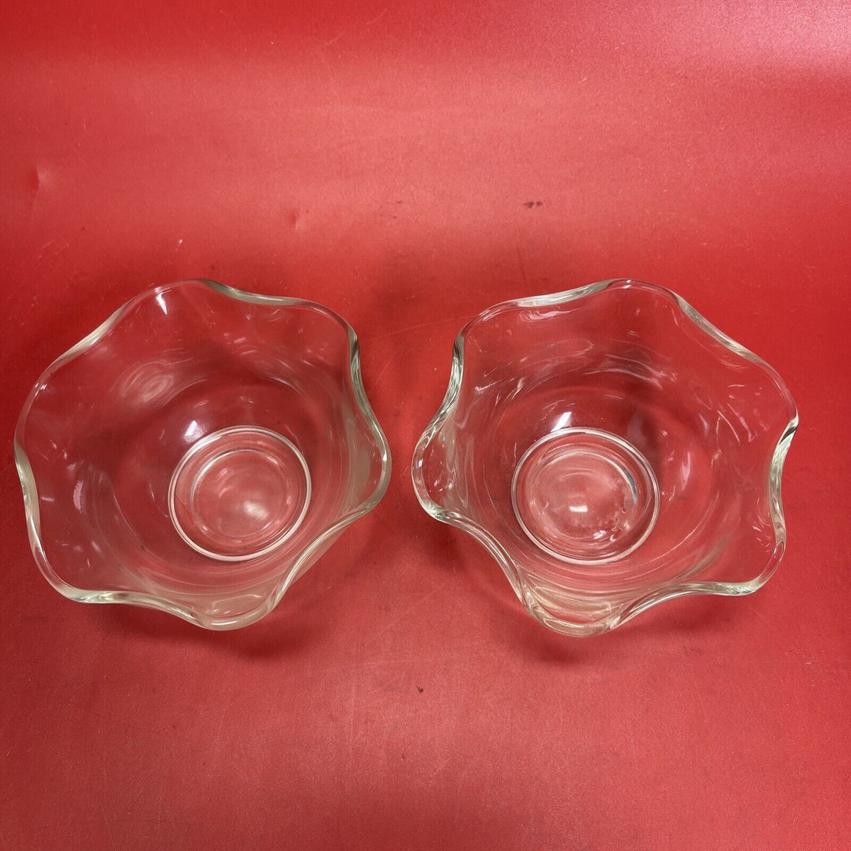 Clear ruffled glass fruit/dessert bowl and spoon.Lot 2+2