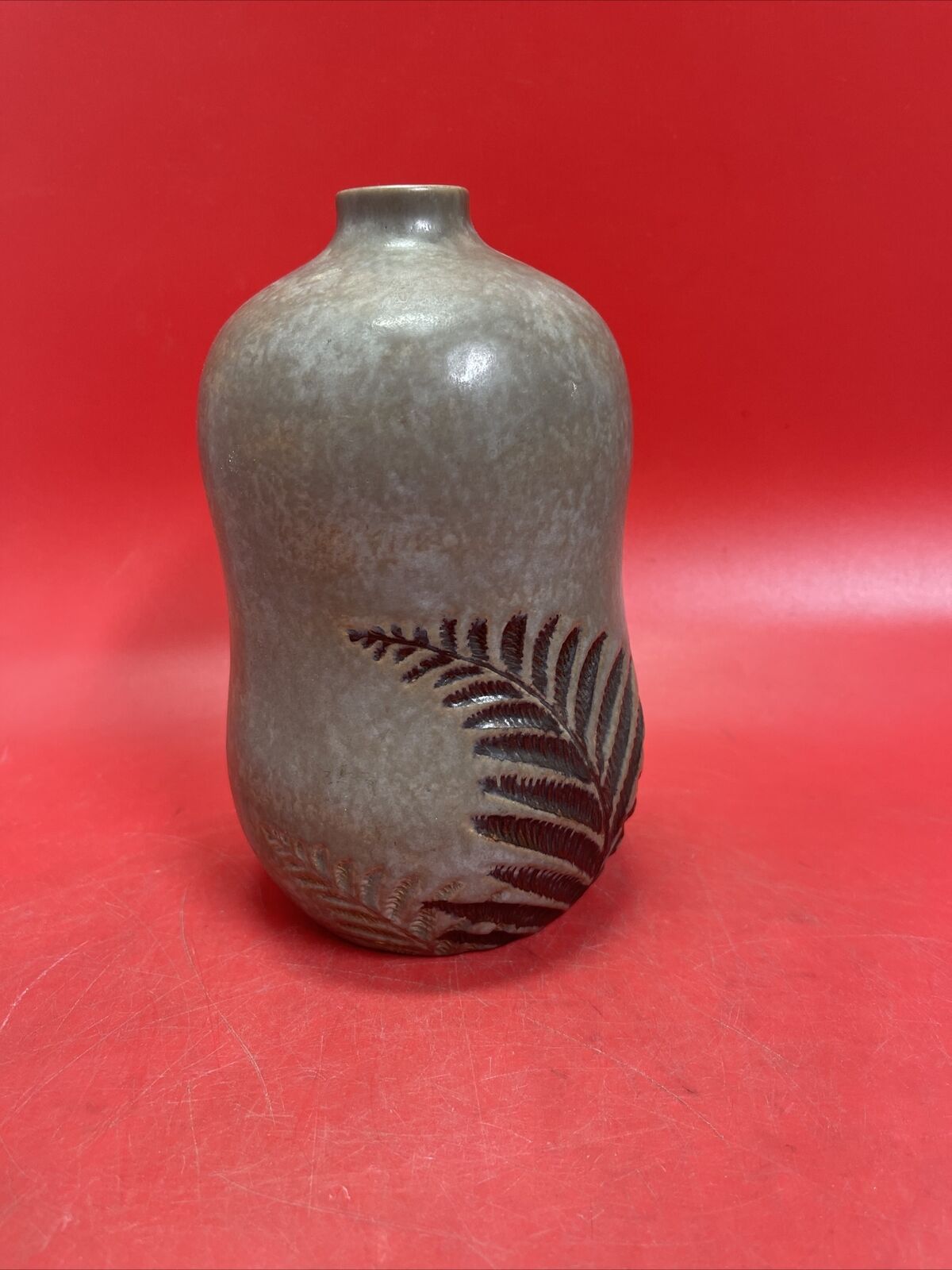 Vintage Fern Vase 9”