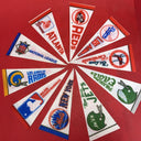 10 PENNANTS of different baseball teams National League *3