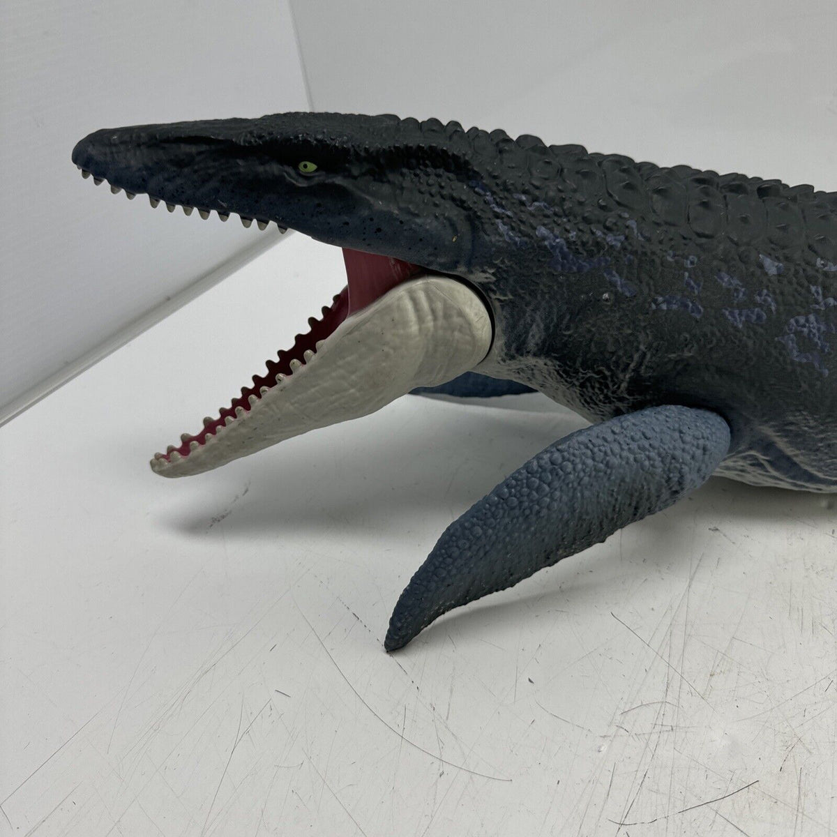Jurassic World Park Real Feel Mosasaurus 28” Sea Dinosaur Toy Large