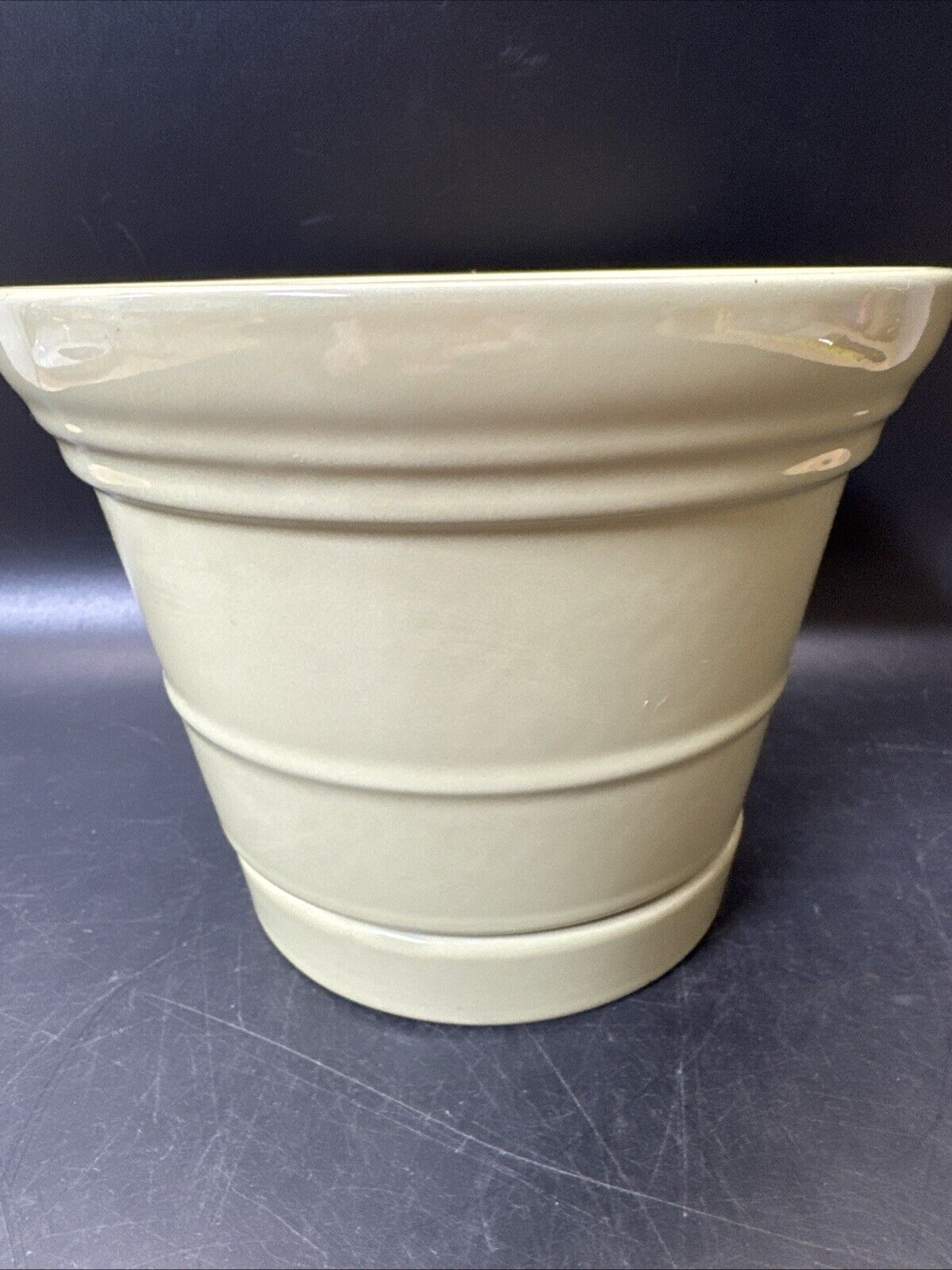 Ceramic Green Planter With Underbowl 5”x 6.1/3”