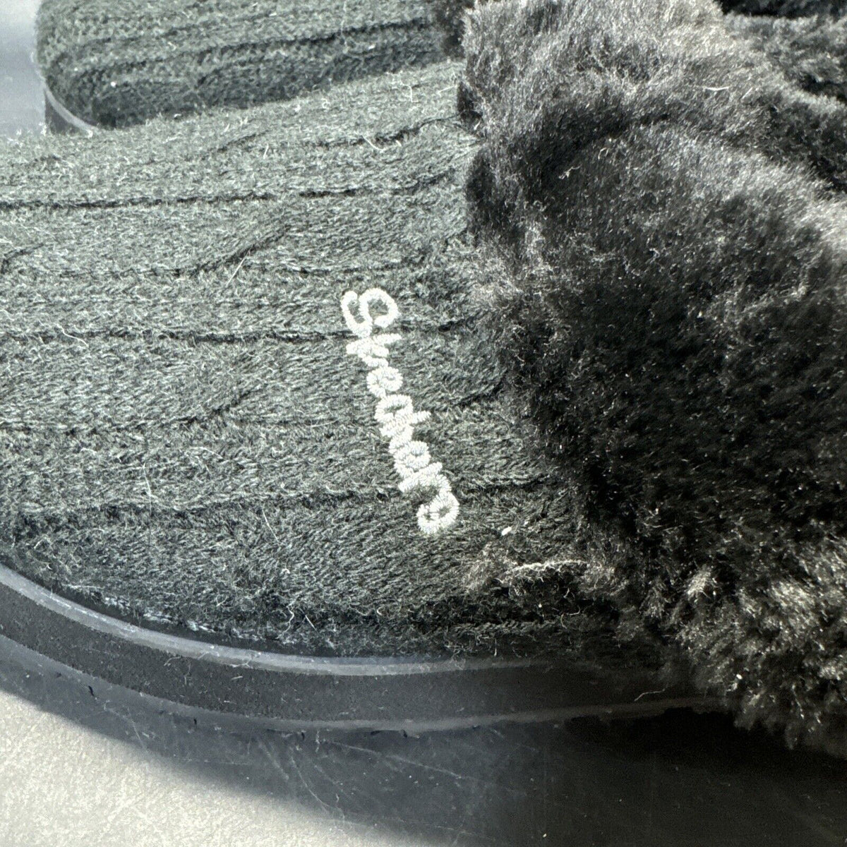 Skechers Slippers Womens Size 7.5 Black